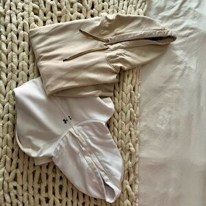 Men’s Hoodies Size Large Under Armor and American Eagle